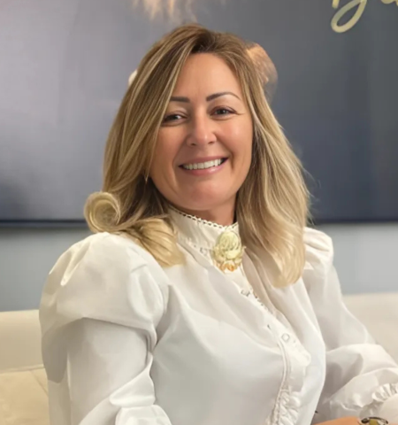 Dirlene Moura - 2 Secretária